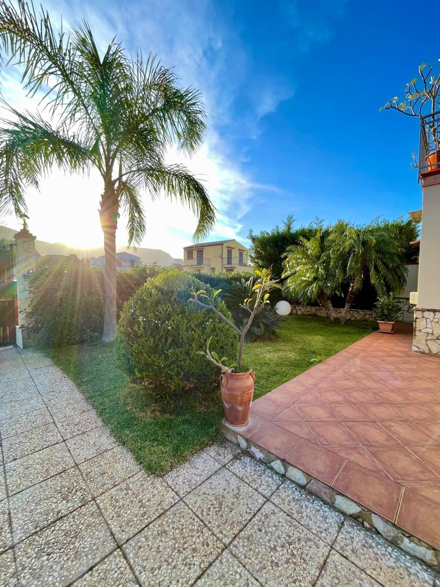 Villino Giulia Villa Altavilla Milicia Exterior photo